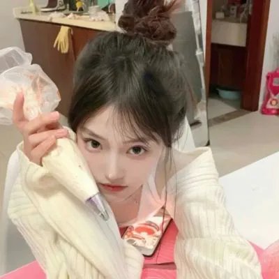 黑暗中的十个女人